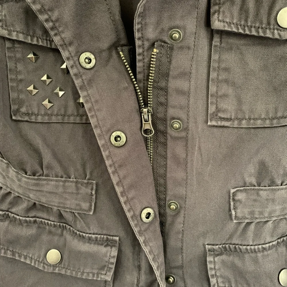 Mossimo jacket - Picture 7 of 12